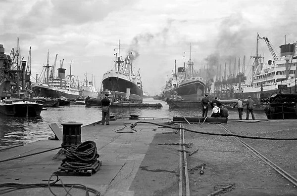 King George V Dock AA002109