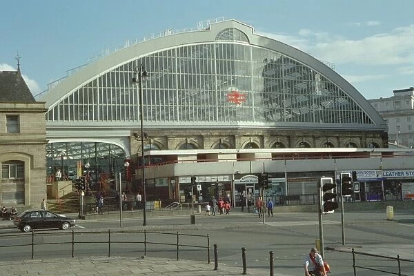 Lime Street Station. Main entrance to Liverpool Lime Street