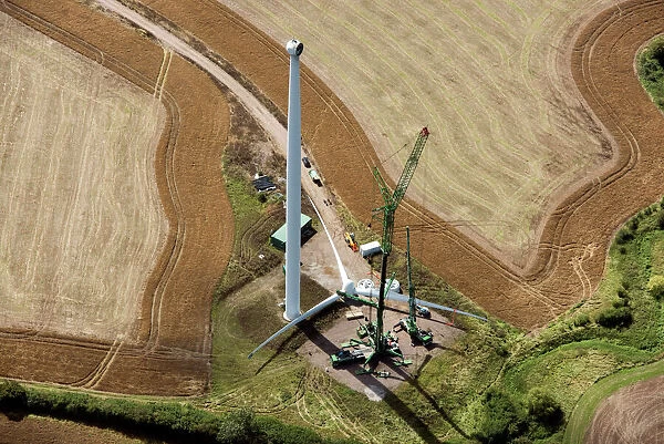 Maintaining a wind turbine 33972_029