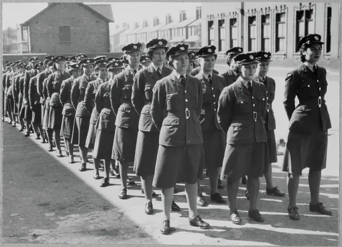 Framed Print : Members of the WAAF (Women's Auxiliary Air Force) in formation chp01_07_01_094