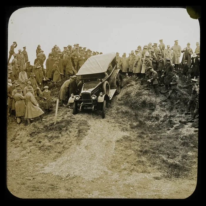 Framed Print : Off-roading NKH01_01_0072