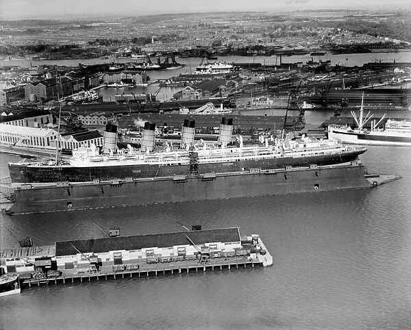 RMS Mauretania EPW041073