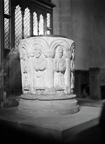 Romanesque font a62_02787