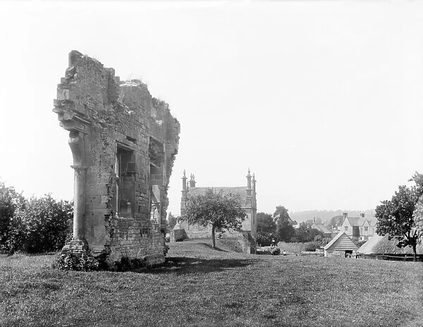 Ruins of Campden House CC72_00974
