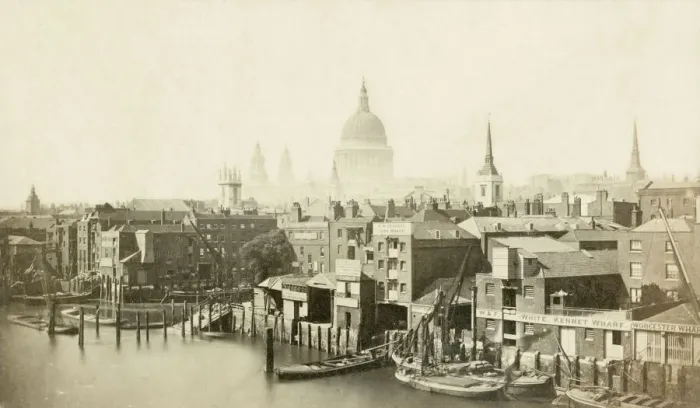 Framed Print : St Pauls Cathedral viewed from Southwark Bridge RSL01_01_01