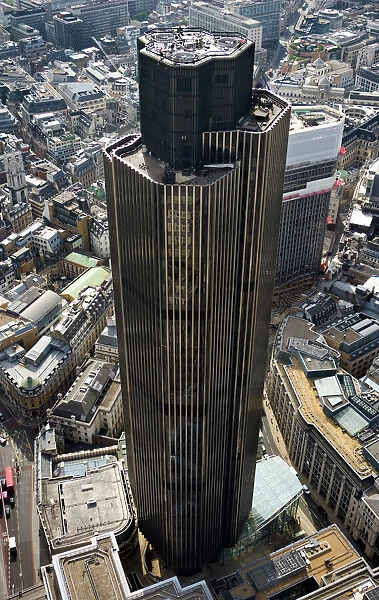 Tower 42 N060939. TOWER 42, London. An aerial view of the Natwest Tower