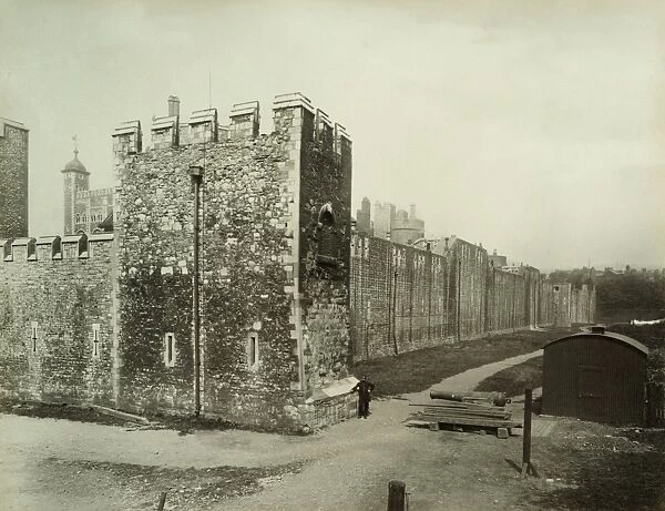 Tower of London BL03868