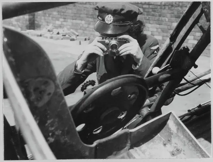 Framed Print : A Women's Auxiliary Air Force (WAAF) trainee practising with a miniature handheld camera chp01_07_01_077 Framed Print : A Women's Auxiliary Air Force (WAAF) trainee practising with a miniature handheld camera chp01_07_01_077