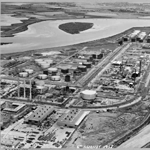 Coryton Refinery from the air JLP01_068_14