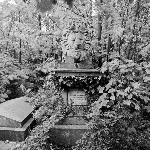 Highgate Cemetery aa074378 Highgate Cemetery aa074378