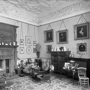 Lady Braybrookes sitting room, Audley End House DD58_00108
