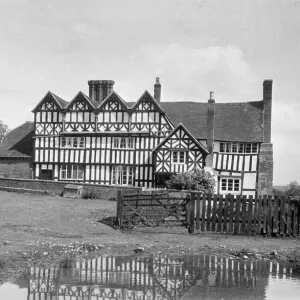 Middle Beanhall Farm Print: 16th Century Timber Framed Farmhouse