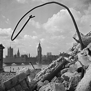 England at War 1939-45 Collection: The Blitz