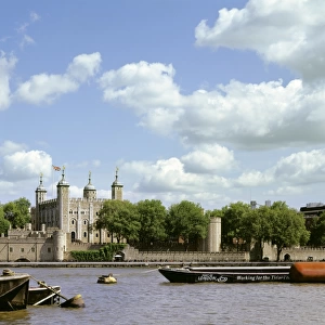 Tower of London J060023