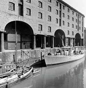 Docks and shipping Collection: Albert Dock, Liverpool a60_04458