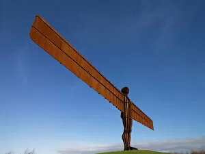 Post War public sculpture Collection: Angel of the North N080524