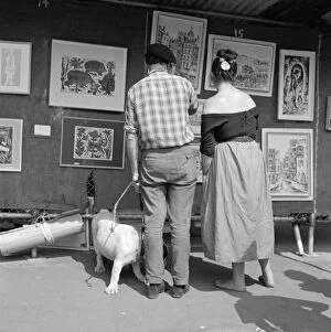 Animals: Dogs Collection: Art exhibition, Hampstead a072008