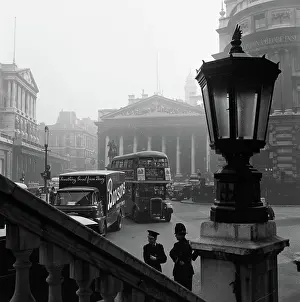 : Bank of England and The Royal Exchange aa098745