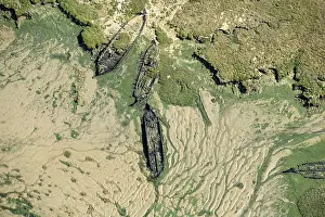 : Barge Wrecks 35483_036