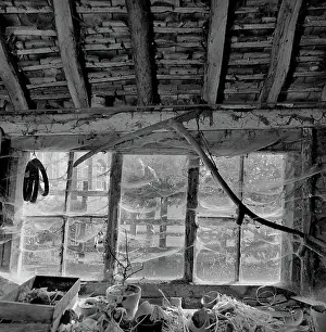: Barn Window, Browns Farm aa067114