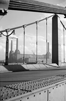 S W Rawlings Collection (1945-1965) Collection: Battersea Power Station from Chelsea Bridge a002020