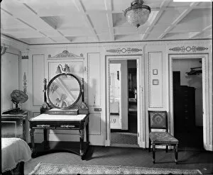 Images Dated 30th November 2018: Bedroom suite, RMS Olympic BL24990_028
