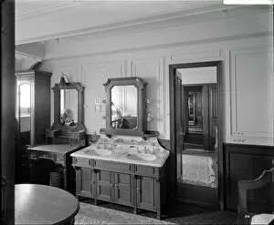 RMS Olympic Collection: Bedroom suite, RMS Olympic BL24990_029a