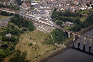 Viaduct Collection: Berwick Castle and Station 20396_001