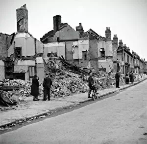 Images Dated 20th January 2011: Bomb damage, Birmingham 1942 OP09006