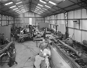 People At Work Collection: Bottesford Airfield JLP01_08_087498