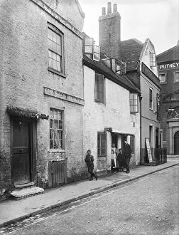 Early 20th Century Collection: Brewhouse Lane OFH01_01_01_f09_11