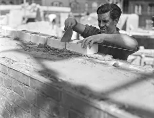 Images Dated 24th June 2022: Bricklayer P_H00261_003