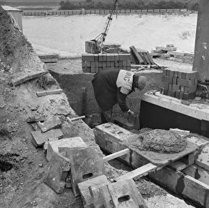 Labourer Collection: Bricklaying JLP01_08_054620