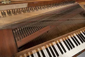 Piano Collection: Broadwood piano DP103348