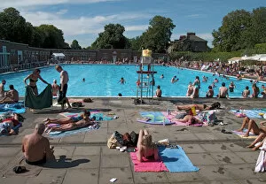 Public baths and swimming pools Collection: Brockwell Lido PLA01_03_0262