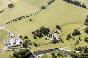 Images Dated 1st June 2022: Brougham Castle 34053_044