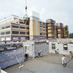 Images Dated 4th February 2022: Building a hospital JLP01_10_50843