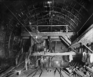 Engineering Collection: Building Rotherhithe Tunnel BB99_06816