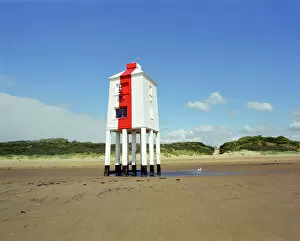 Beach Collection: Burnham-on-Sea Lighthouse N030022