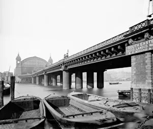 River Collection: Cannon Street Railway Bridge, London DD97_00102