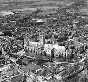 Aerofilms Collection (1919-2006) Collection: Canterbury Cathedral EAW004809
