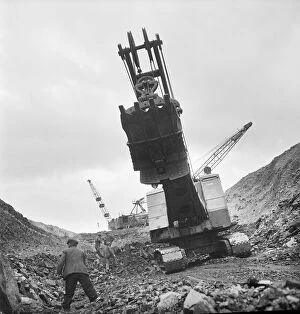 Excavator Collection: Carringtons Coppice Opencast Colliery JLP01_08_001293