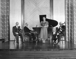 Entertainment Collection: Cecil Moon Quartet, The Royal Baths, Harrogate WSA01_01_13670