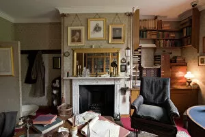 Fire Place Collection: Charles Darwins study at Down House N080879