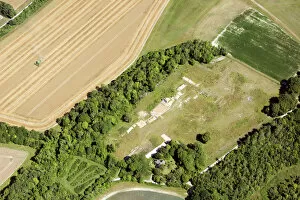 Ancient monuments from the Air Collection: Clarendon Palace 33953_026