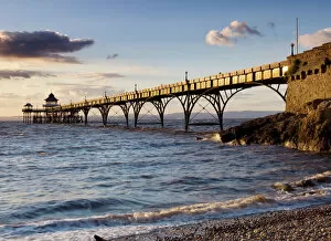Piers Collection: Clevedon Pier N071846