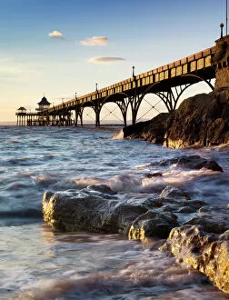 P Ier Collection: Clevedon Pier N071847