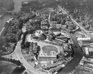 Yorkshire from the Air Collection: Cliffords Tower, York 1926 EPW016071