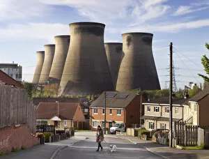 Ferrybridge Power Station Collection: Cooling towers DP221176