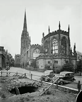 Romantic Ruins Collection: Coventry Cathedral CC47_02918